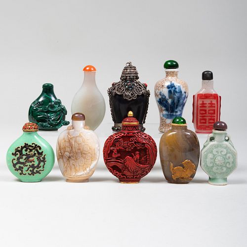 GROUP OF TEN CHINESE SNUFF BOTTLESComprising A 3b99f3