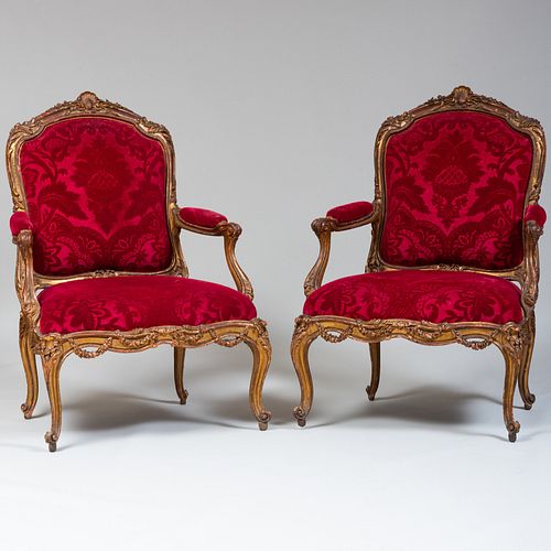 PAIR OF LOUIS XV STYLE GILTWOOD