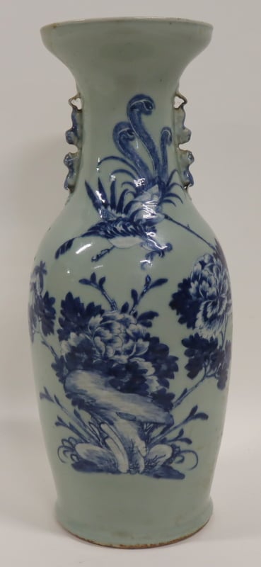 LARGE CHINESE CELADON BLUE AND 3b9d72