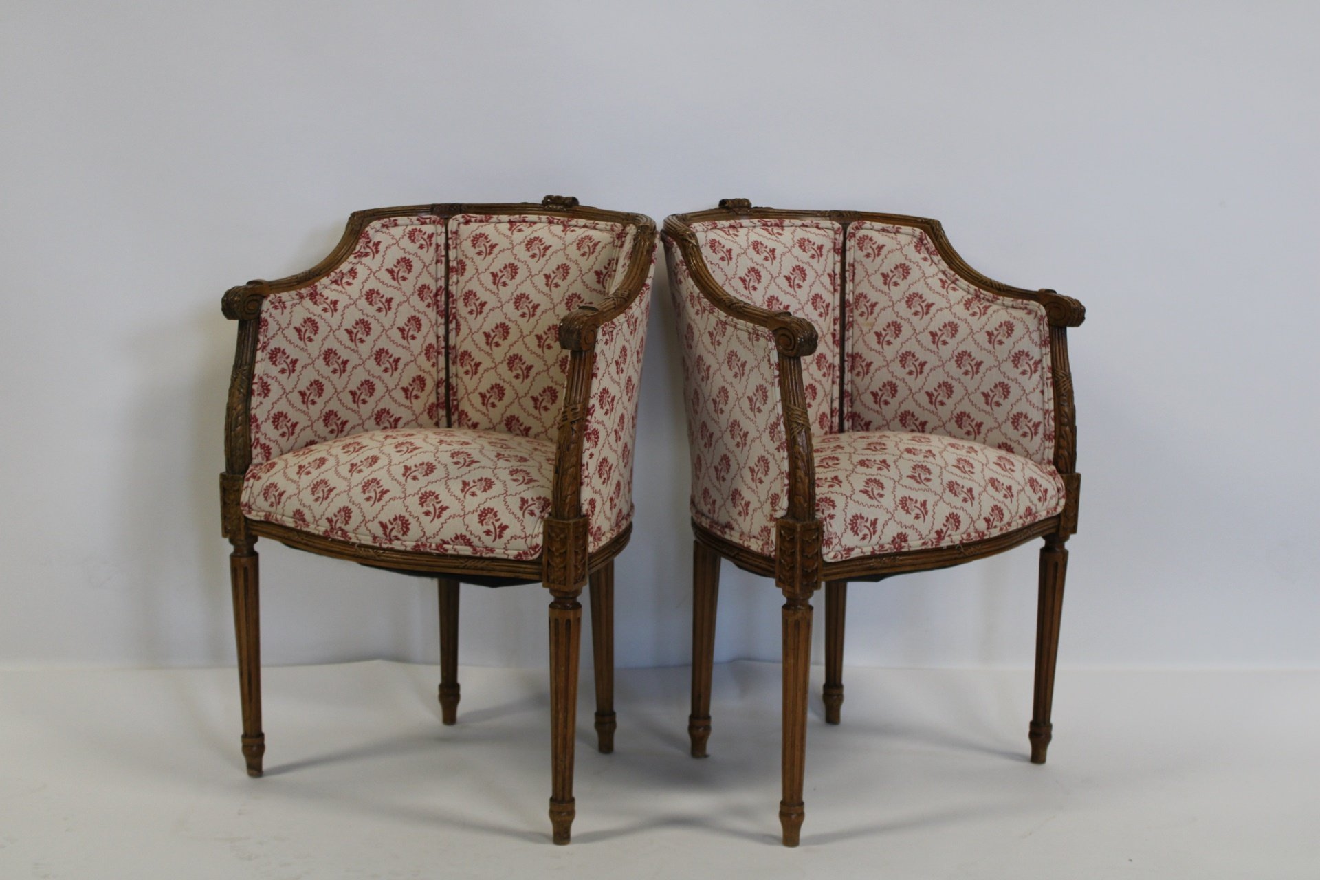 PAIR LOUIS XVI UPHOLSTERED CHAIRS 3b9df3