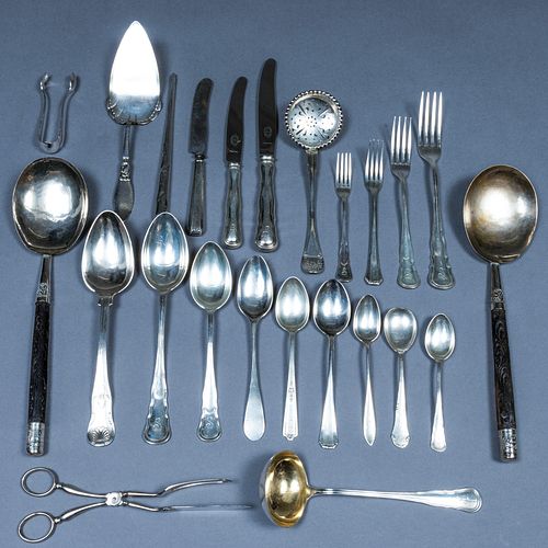 SWEDISH SILVER PART FLATWARE SERVICEMarked 3b9ded