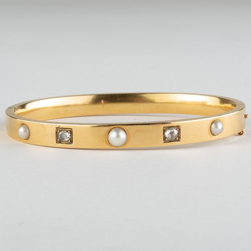 14K GOLD, DIAMOND, AND PEARL HINGED