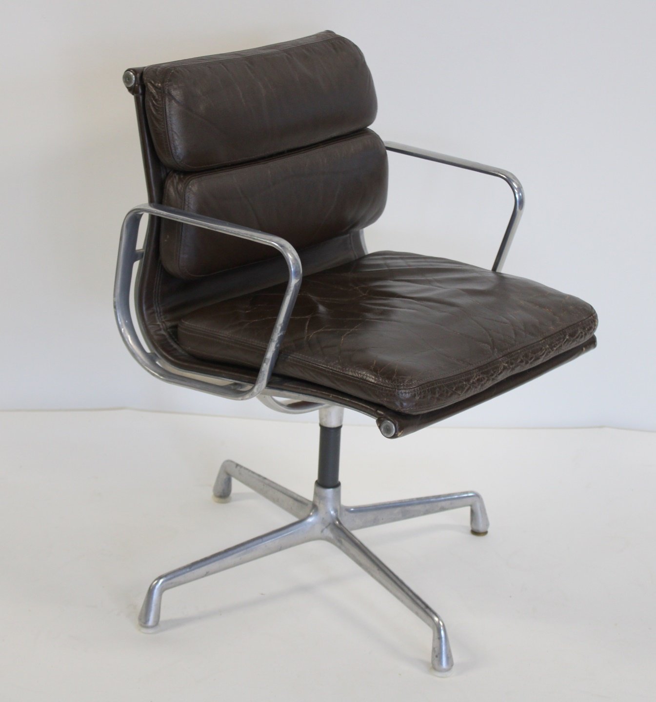 MIDCENTURY HERMAN MILLER EXECUTIVE OFFICE