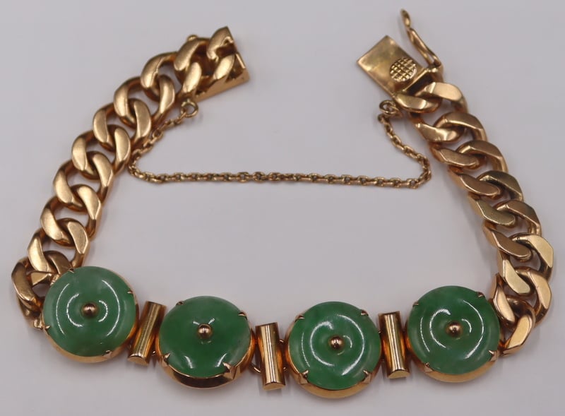 JEWELRY SIGNED 18KT GOLD AND JADE 3b9f30