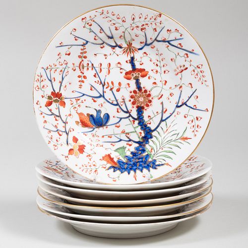 SET OF SEVEN DERBY PORCELAIN PLATES