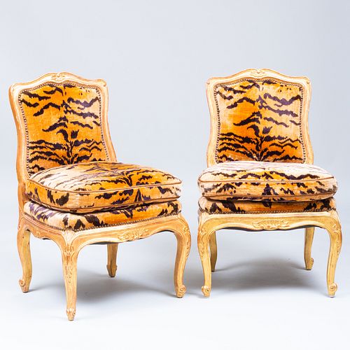 PAIR OF LOUIS XV STYLE GILTWOOD
