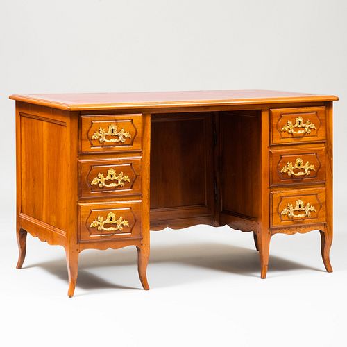 LOUIS XV PROVINCIAL FRUITWOOD KNEEHOLE 3ba265