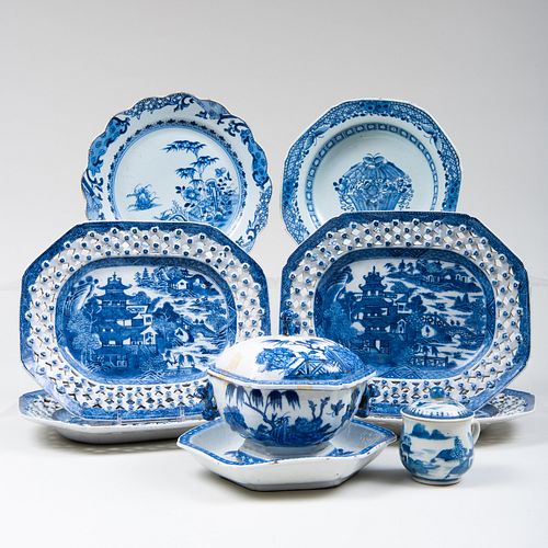 GROUP OF CHINESE EXPORT BLUE AND