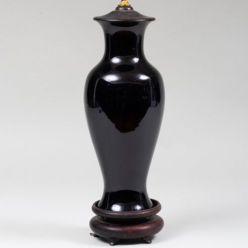 CHINESE BLACK GLAZED PORCELAIN 3ba30b