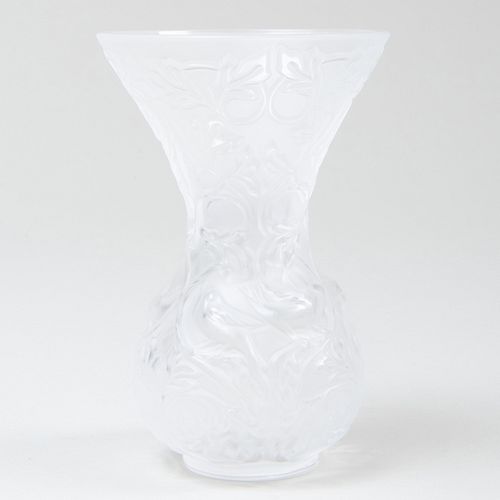 LALIQUE SMALL FROSTED GLASS 'ARABESQUE'