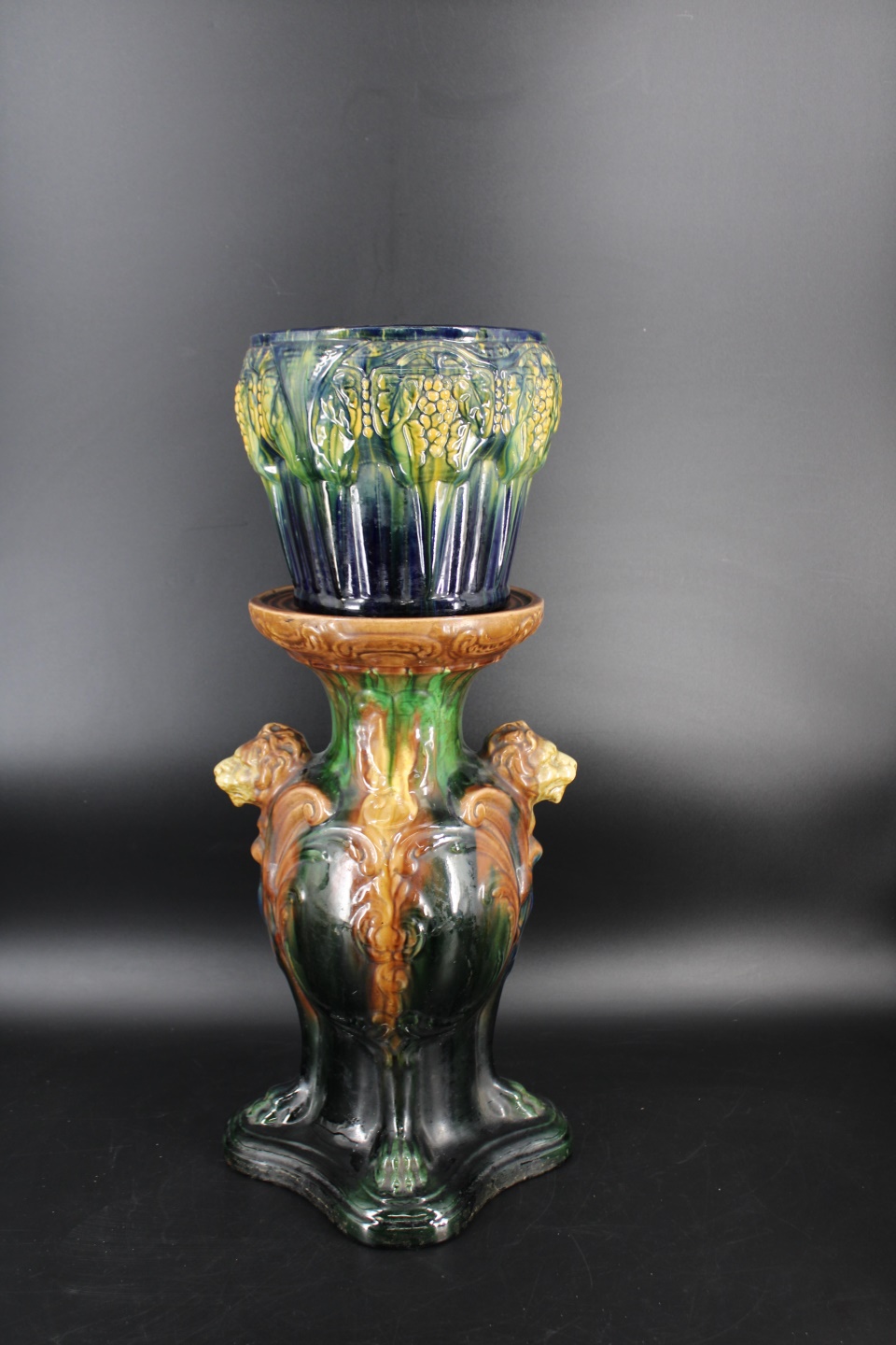 MAJOLICA PORCELAIN URN & PEDESTAL