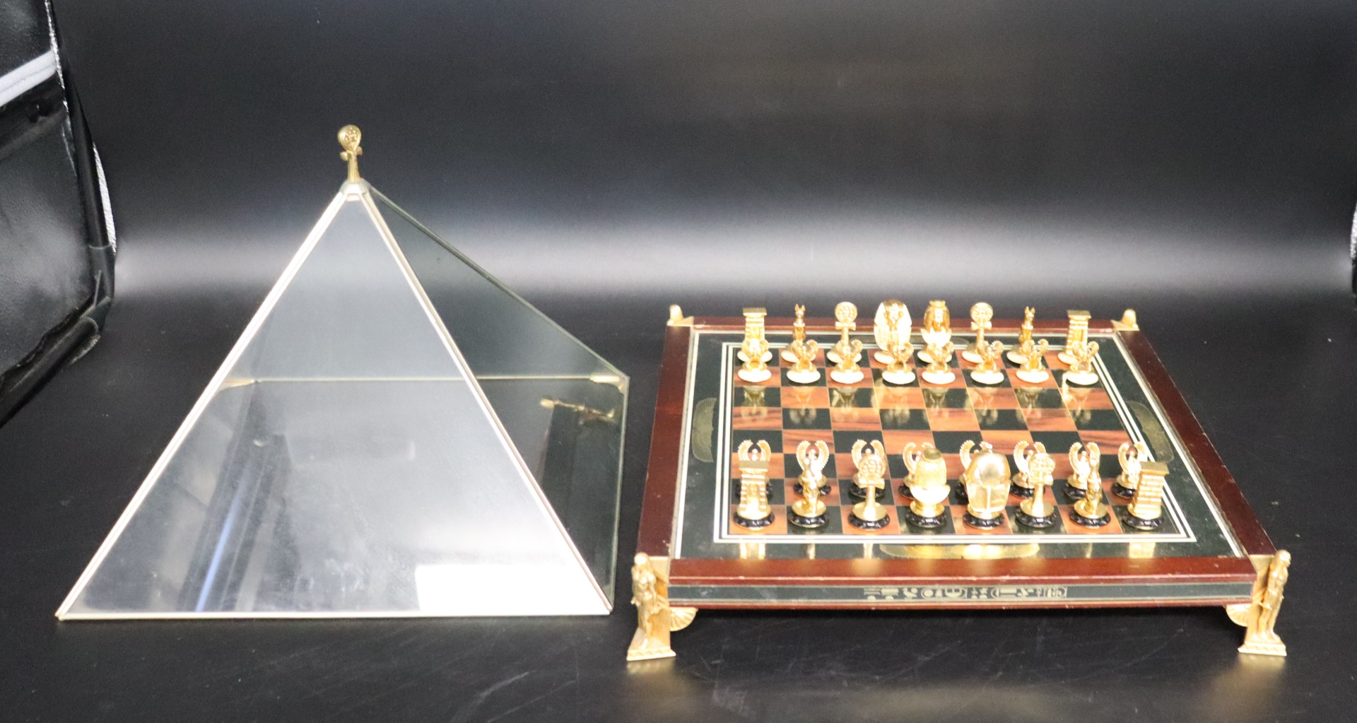 FRANKLIN MINT KING TUT CHESS SET