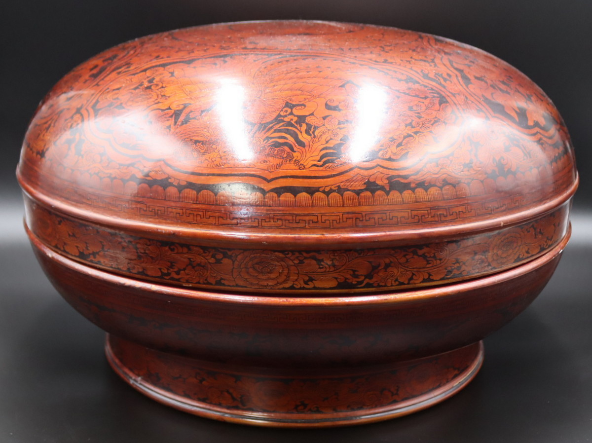 LARGE CHINESE LACQUERED WEDDING 3ba596