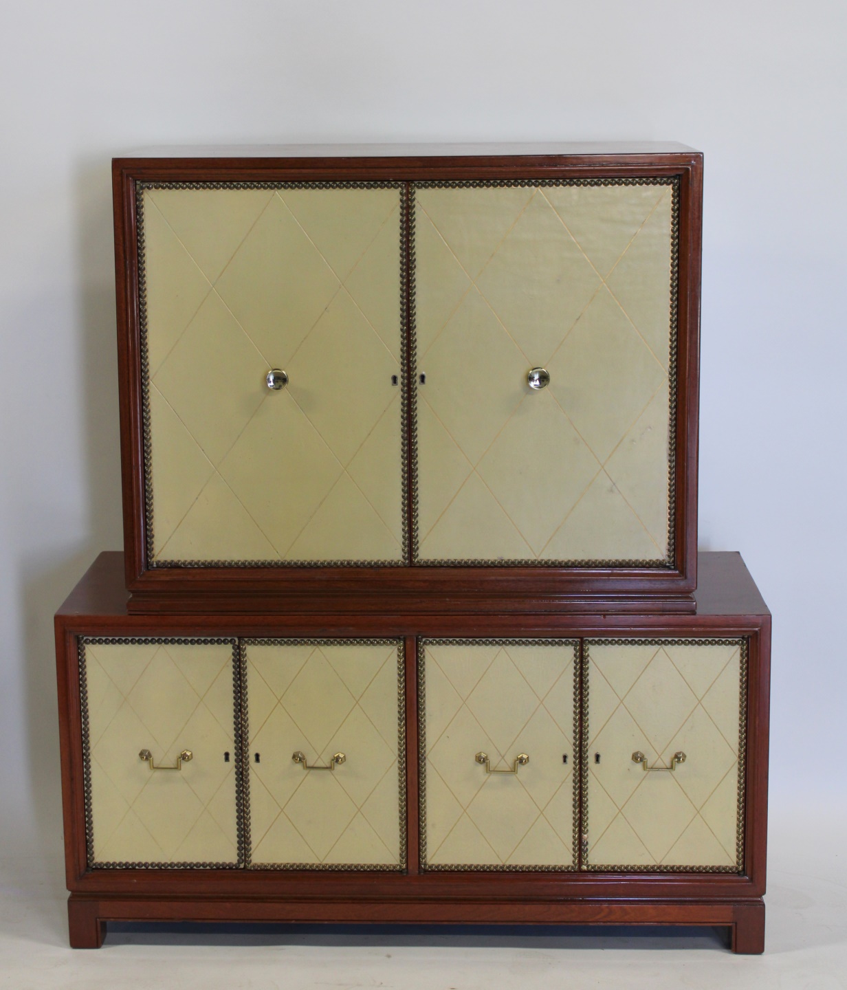 GROSFELD HOUSE CABINET IN STYLE 3ba5e0