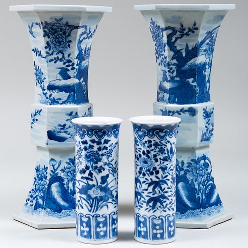 TWO PAIRS OF CHINESE BLUE AND WHITE 3ba749