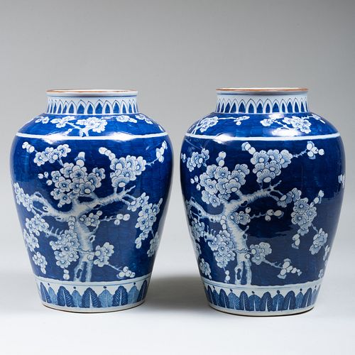 PAIR OF CHINESE BLUE AND WHITE 3ba743