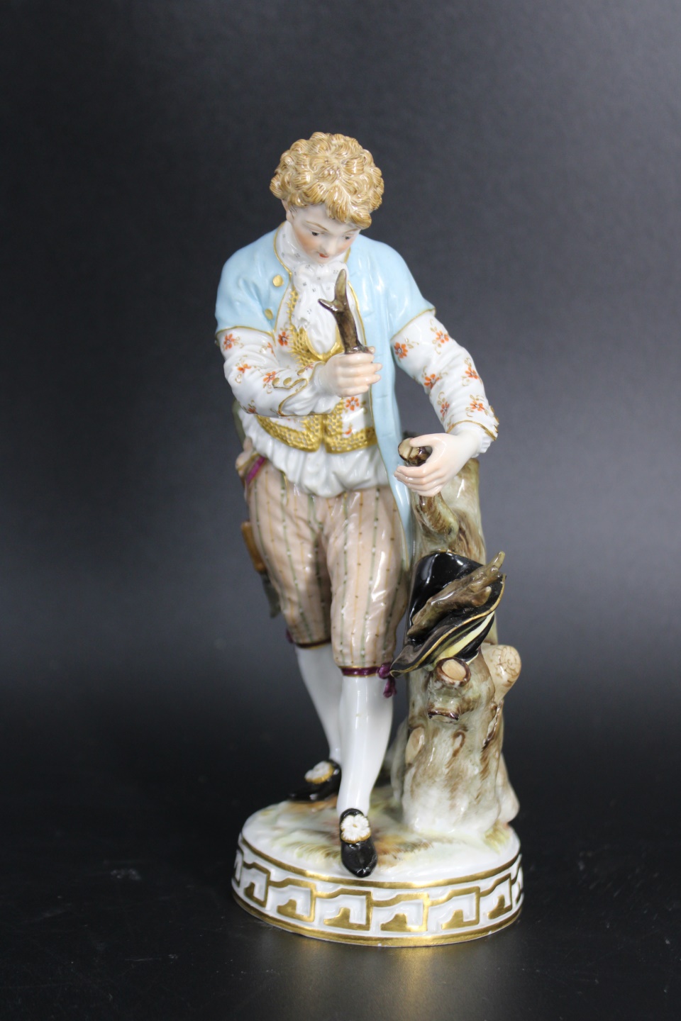 MEISSEN SIGNED PORCELAIN FIGURE 3ba887