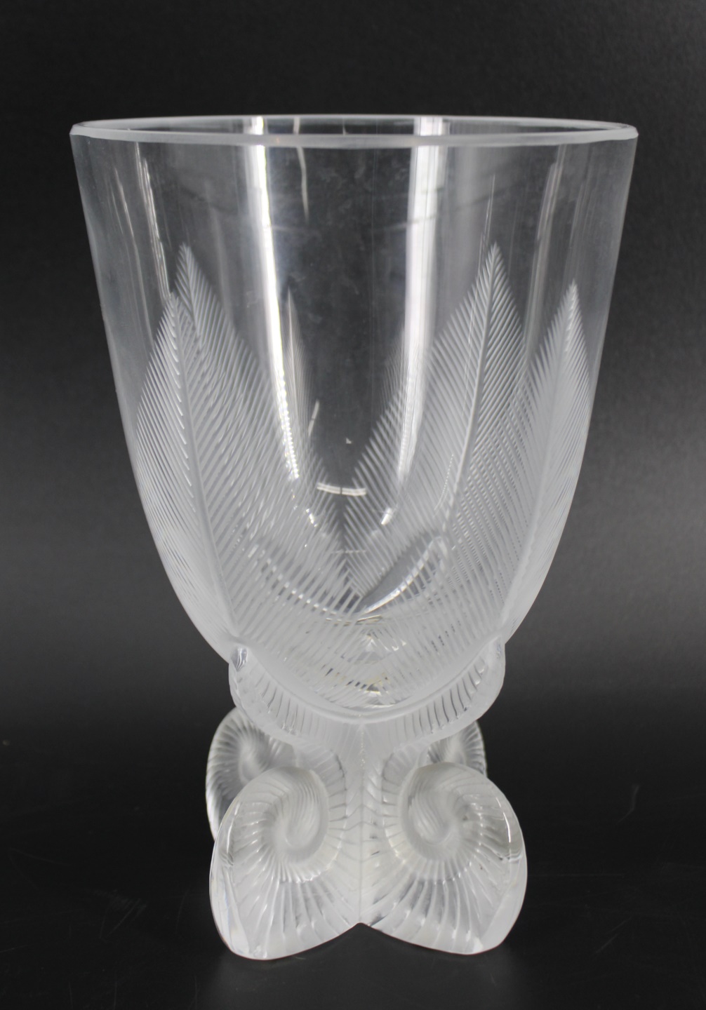 LALIQUE FRANCE GLASS VASE WITH 3ba8ad