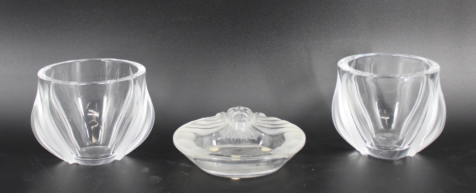 LALIQUE FRANCE PAIR OF TULIP BOWLS