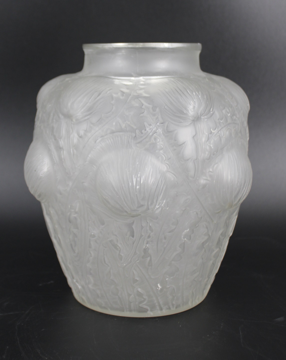 R. LALIQUE ANTIQUE GLASS "DONREMY"