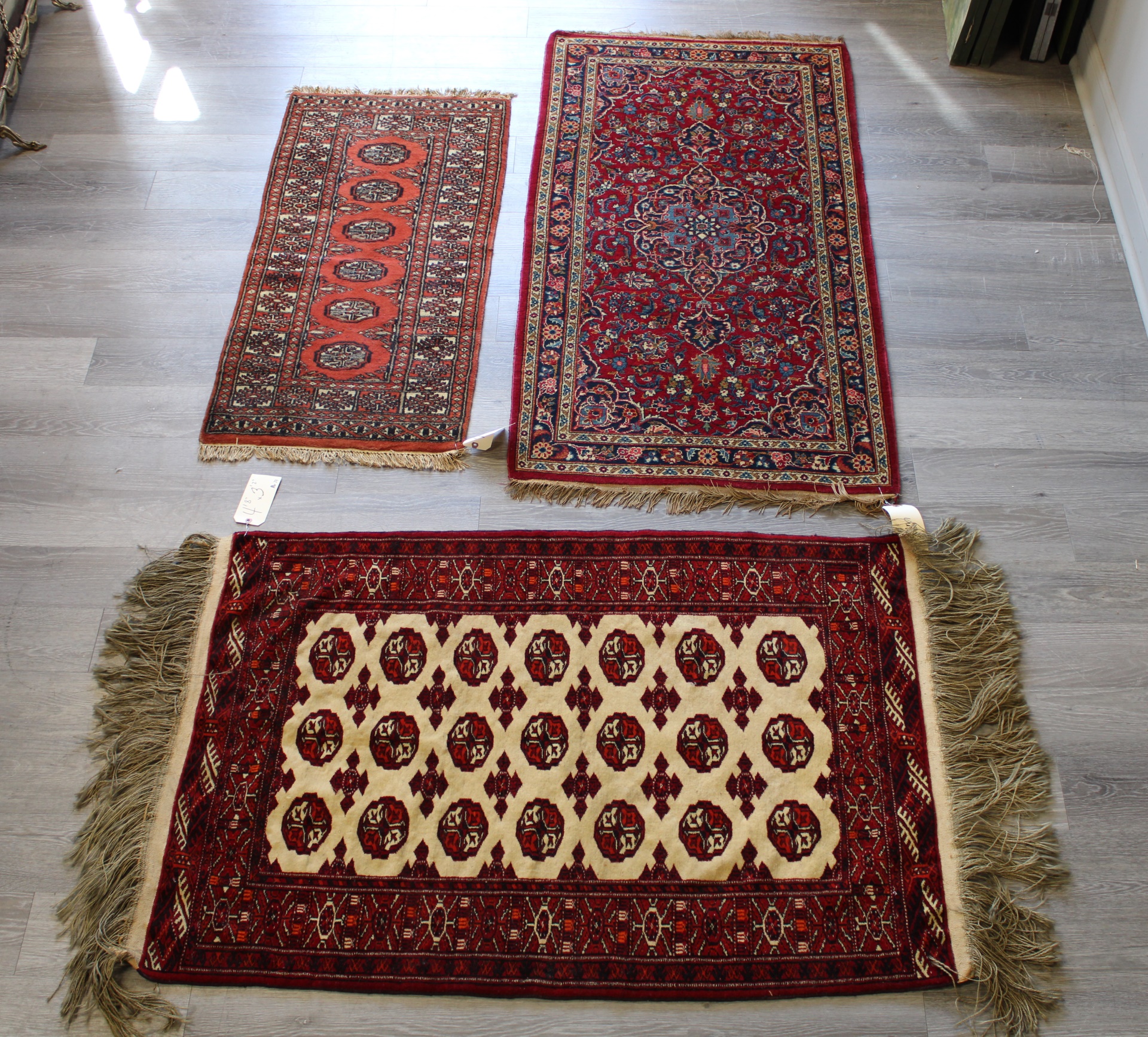 3 VINTAGE AND FINELY HAND WOVEN 3ba922