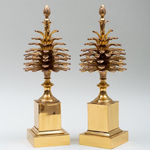 PAIR OF MOTTAHEDEH BRASS PINE CONE 3b82c1