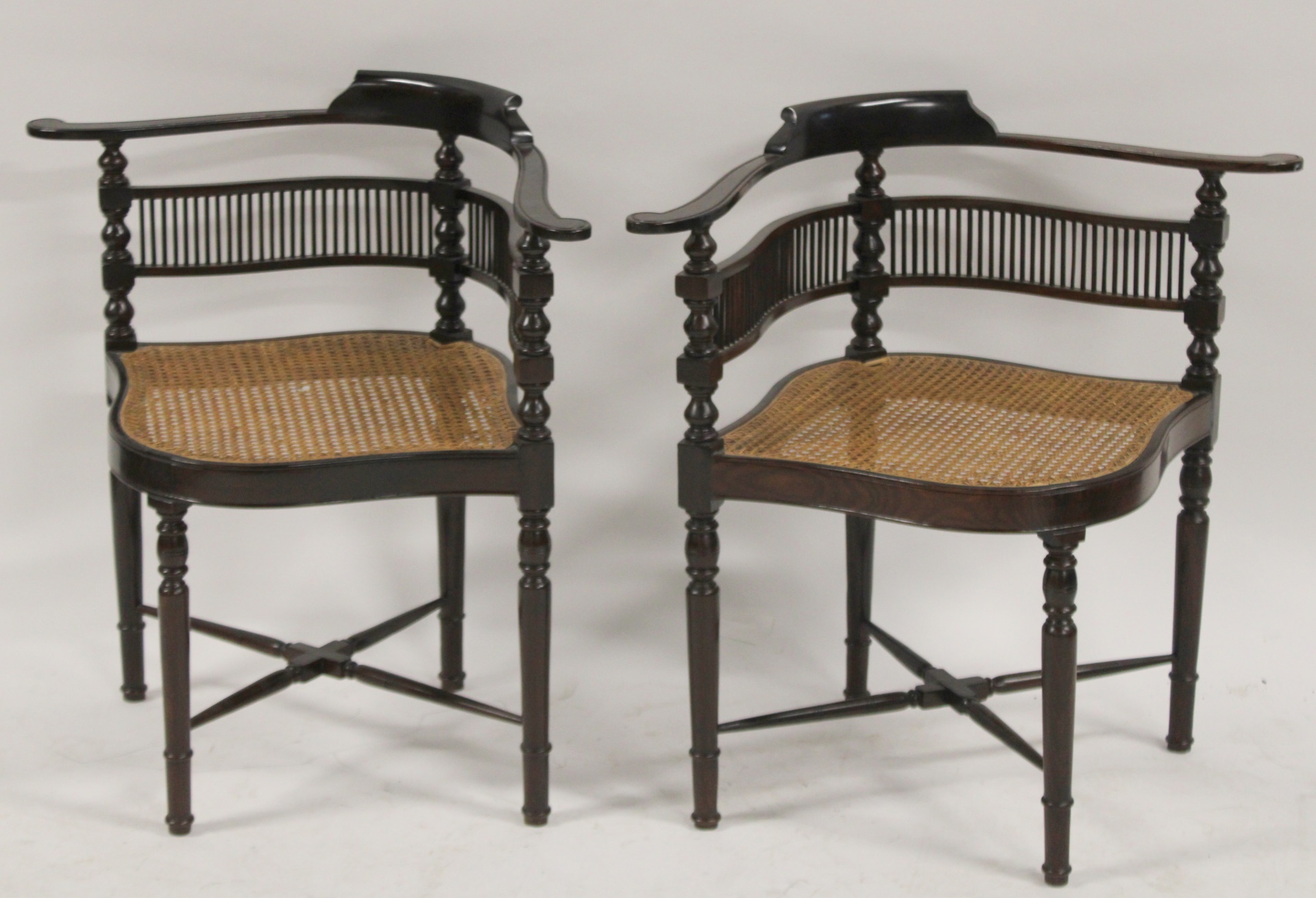 AN ANTIQUE PAIR OF MAHOGANY CANED 3b82ed