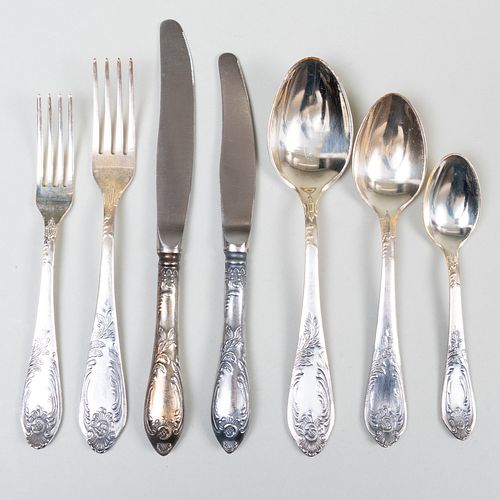 RUSSIAN SILVER FLATWARE SERVICEIndistinctly 3b84ff