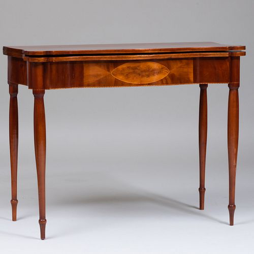 FEDERAL INLAID MAHOGANY GAMES TABLE  3b85a3