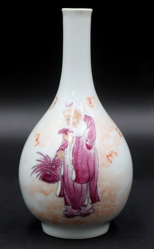 SIGNED CHINESE ENAMEL DECORATED 3b8911