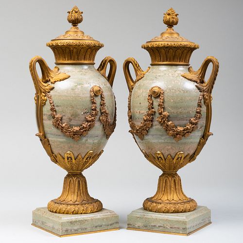 PAIR OF CONTINENTAL GILT METAL MOUNTED 3b8928
