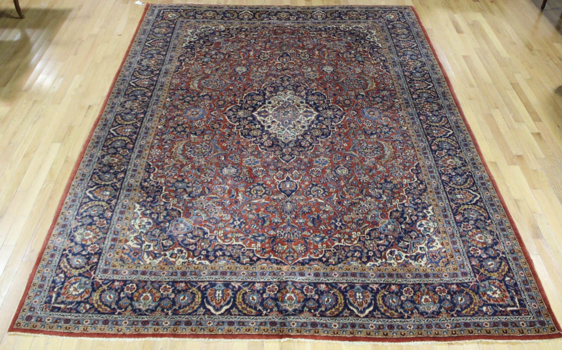 ANTIQUE AND FINELY HAND WOVEN KASHAN 3b8959