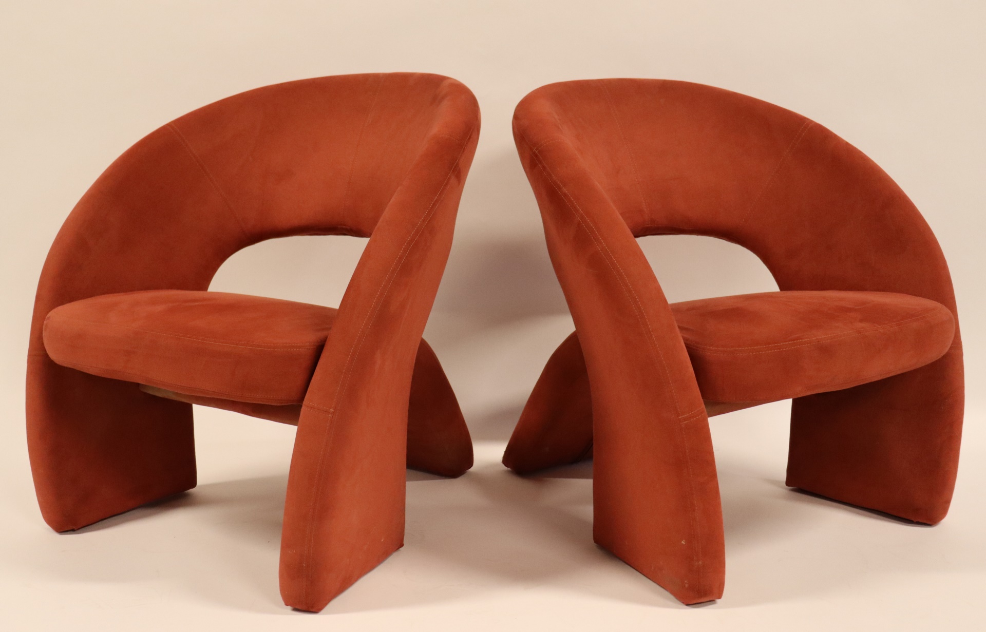 A PAIR OF KAGAN STYLE SUEDE UPHOLSTERED 3b8a26