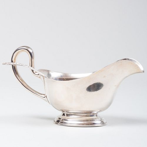 INTERNATIONAL SILVER SAUCE BOAT