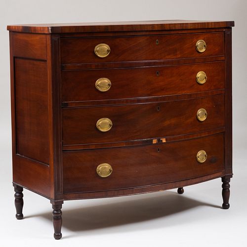 FEDERAL MAHOGANY BOW FRONTED CHEST 3b8b4c