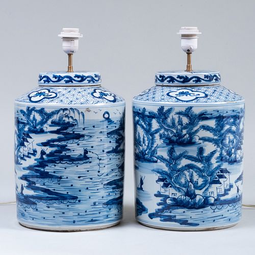 PAIR OF CHINESE BLUE AND WHITE