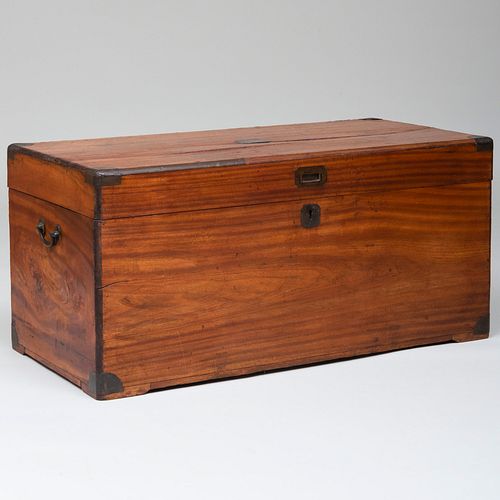 CHINESE EXPORT CAMPHOR WOOD CHEST19 3b8c24