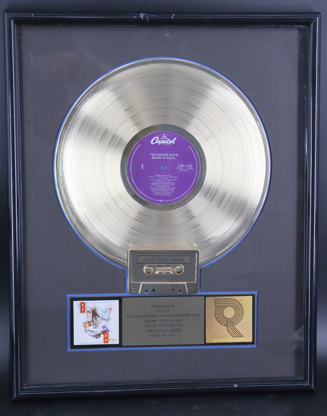 GOLD RECORD AWARD THE BEACH BOYS 3b8cdc