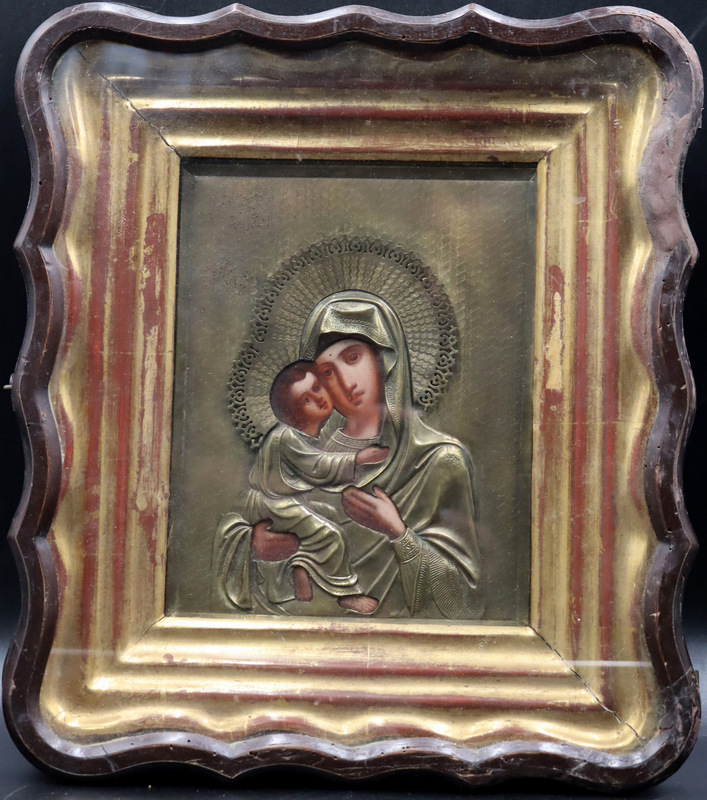 ANTIQUE PAINTED ICON OF MOTHER 3b8cff