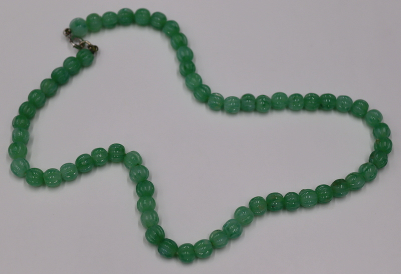 JEWELRY. CHINESE CARVED JADE BEADED