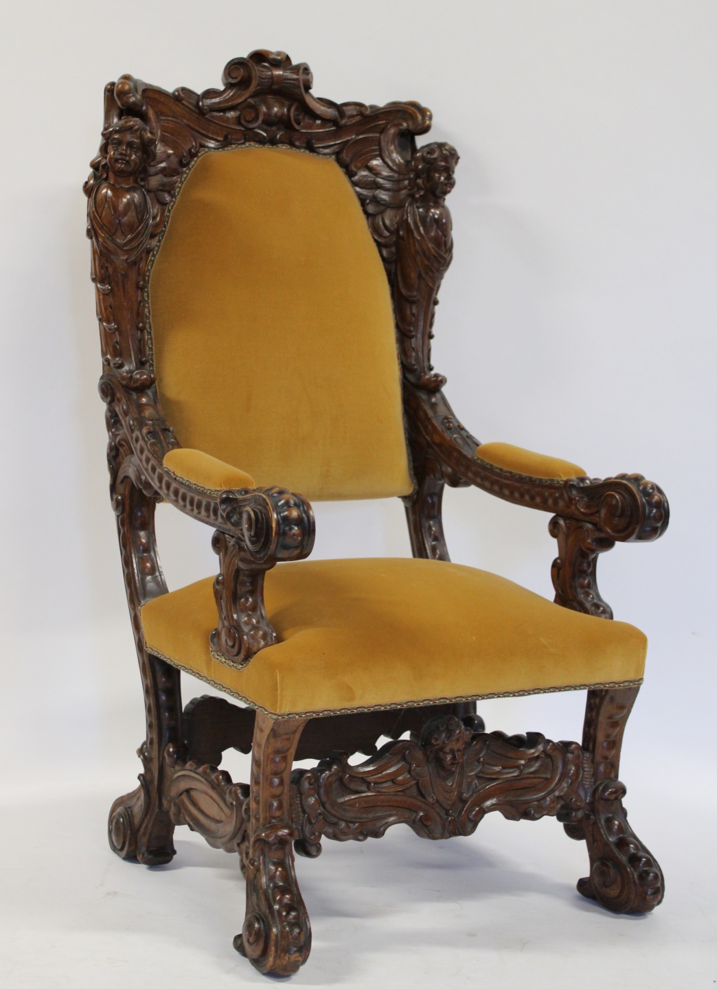 ANTIQUE HORNER STYLE CARVED MAHOGANY