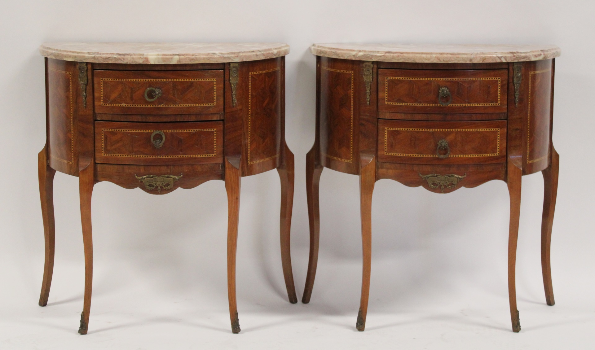 4 ANTIQUE LOUIS XV STYLE SIDE TABLES.