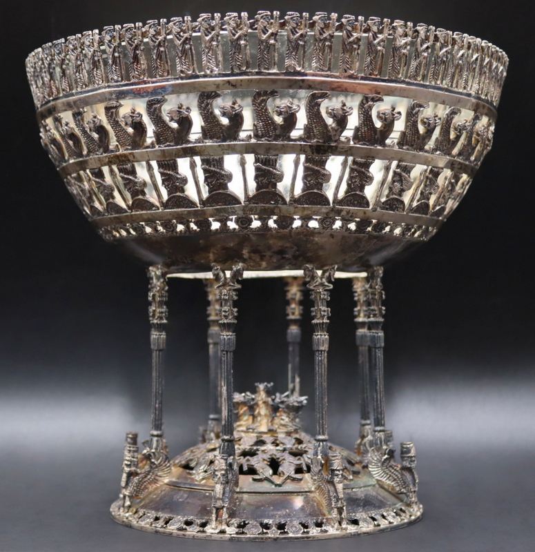 SILVER IRANIAN SILVER PEDESTAL 3b8ea9