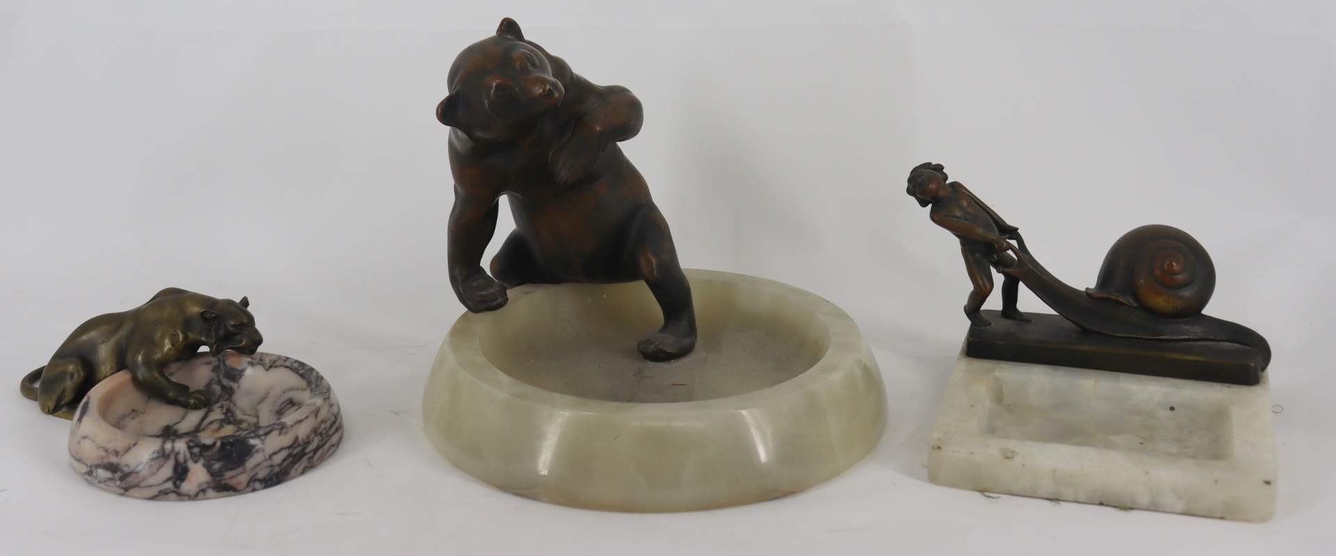 3 ANIMAL BRONZE MOUNTED ASHTRAYS.