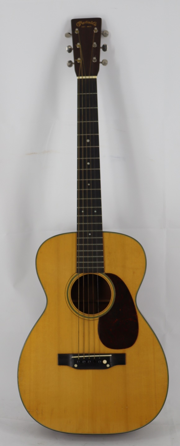 1937 MARTIN ACOUSTIC GUITAR 0-18