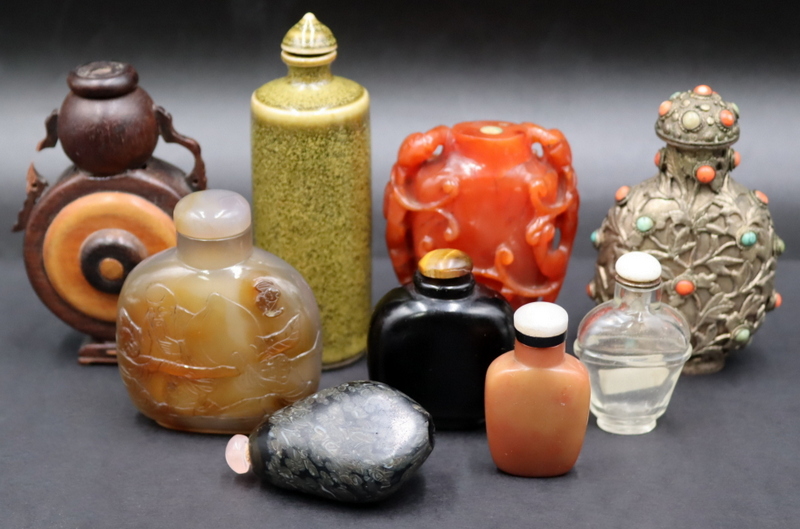 COLLECTION OF (9) SNUFF BOTTLES