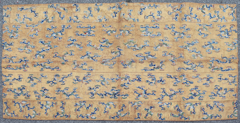 CHINESE EMBROIDERED PANEL WITH 3b9082