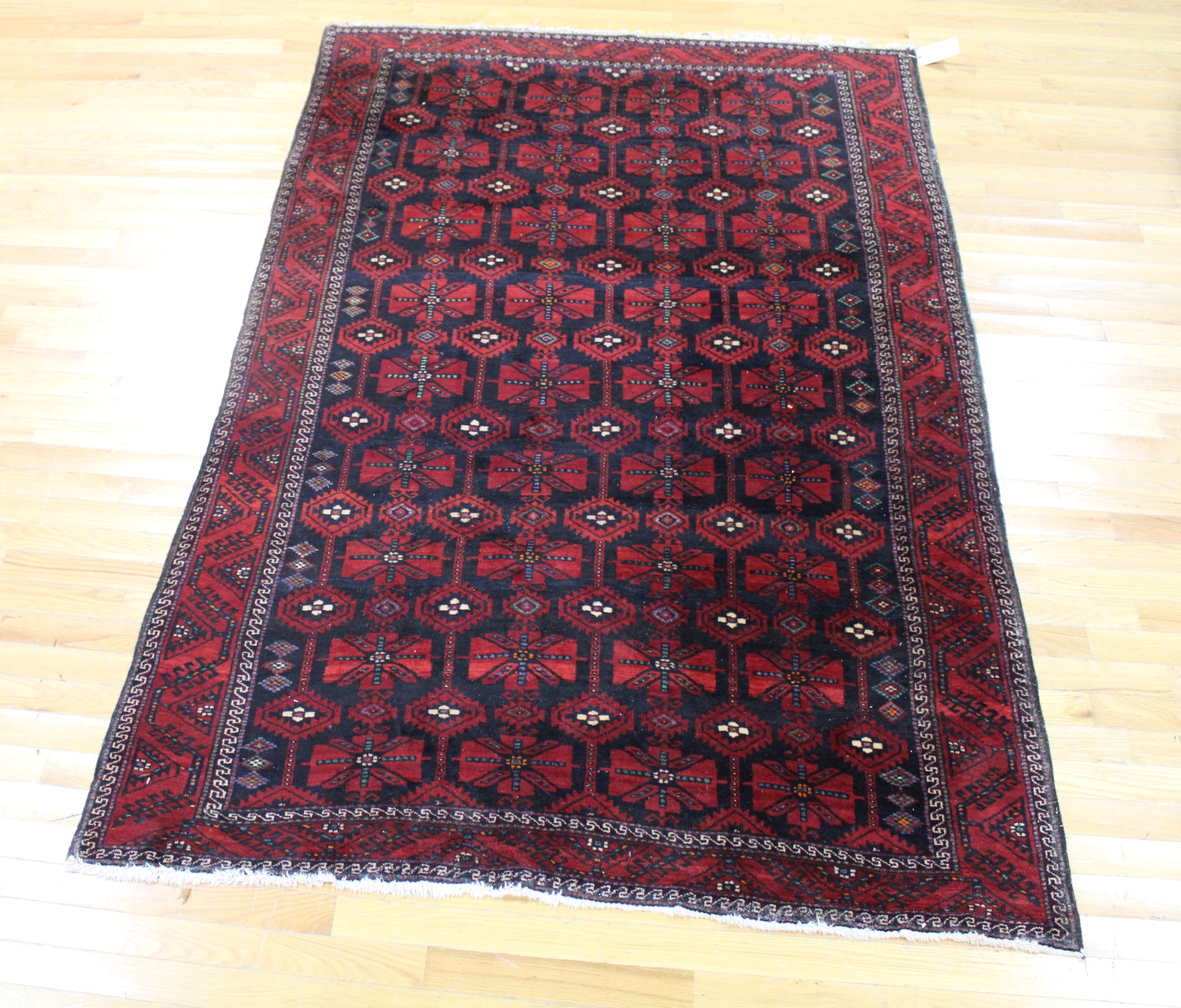 VINTAGE AND FINELY HAND WOVEN BOKHARA 3b909f