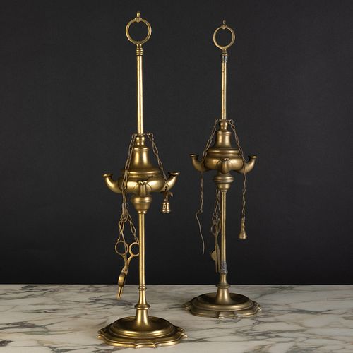 PAIR OF CONTINENTAL BRASS OIL LAMPS  3b91b1