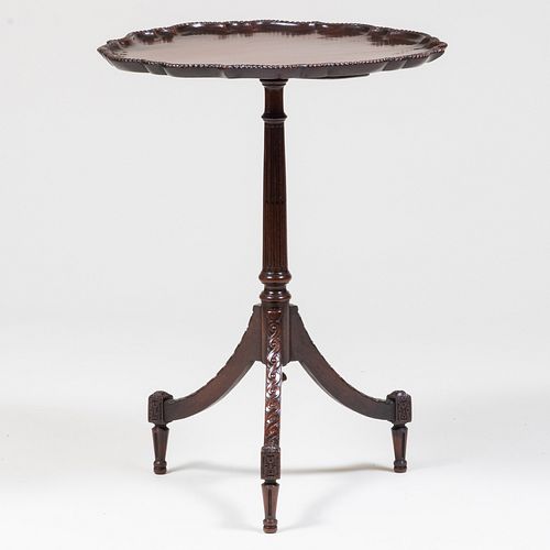 GEORGE III STYLE MAHOGANY PIE CRUST 3bbaab